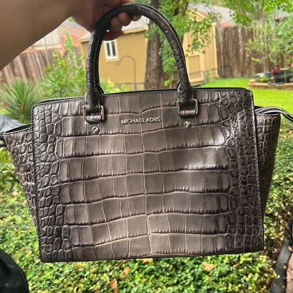 NWT ▶️ Michael Kors ◀️ Large Selma Embossed Leather Bag - Picture 15 of 16
